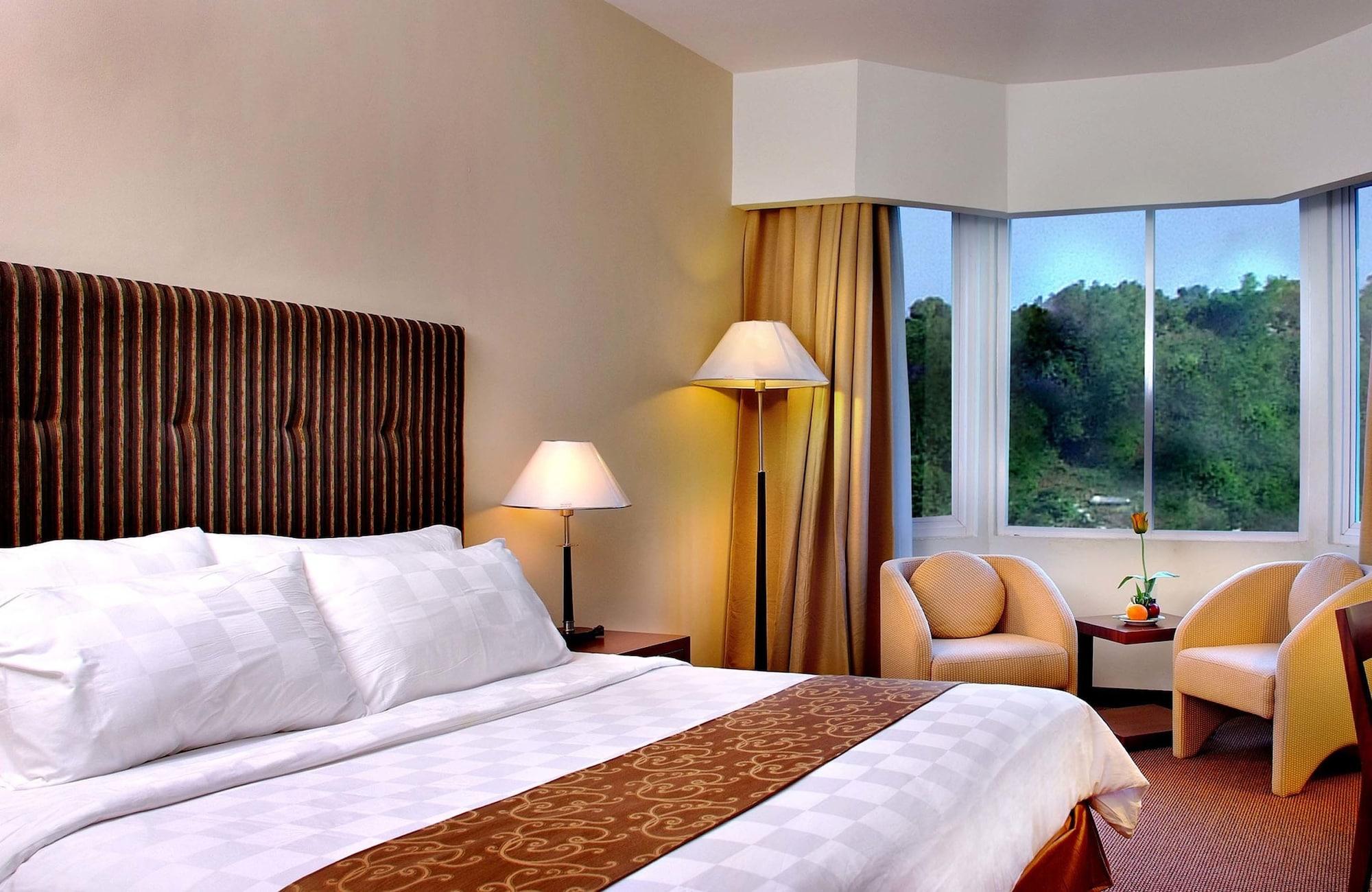 Aston Jayapura Hotel And Convention Center Exterior foto