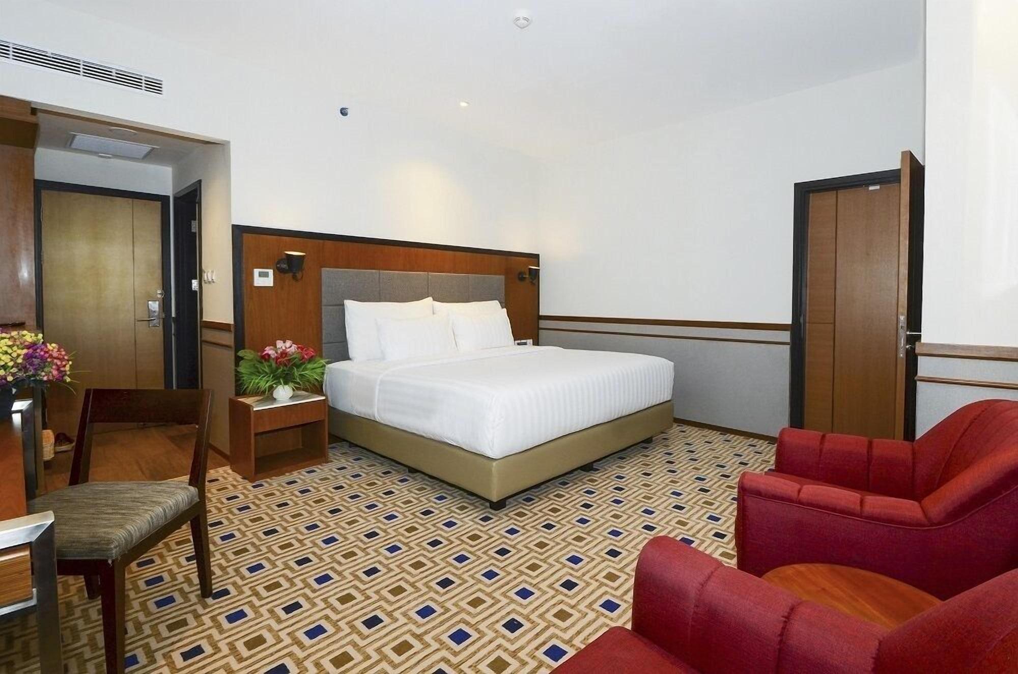 Aston Jayapura Hotel And Convention Center Exterior foto